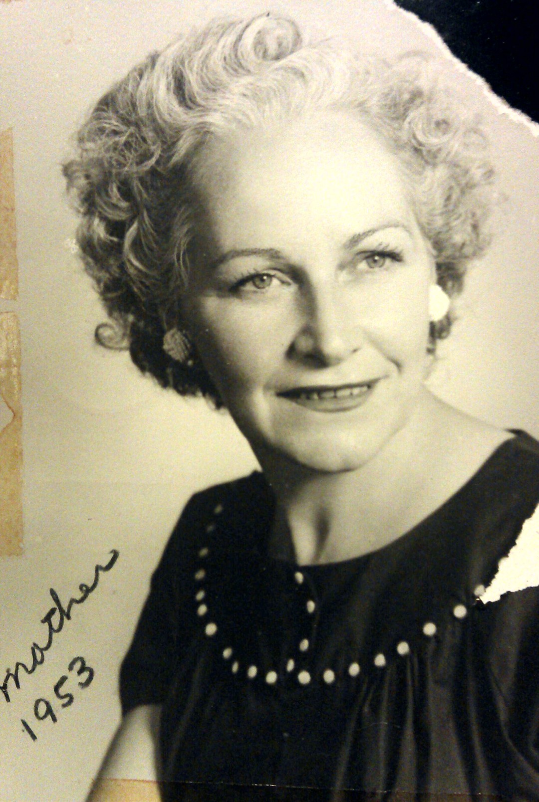 Vada Ruth Vanderpool (1910-1992)
